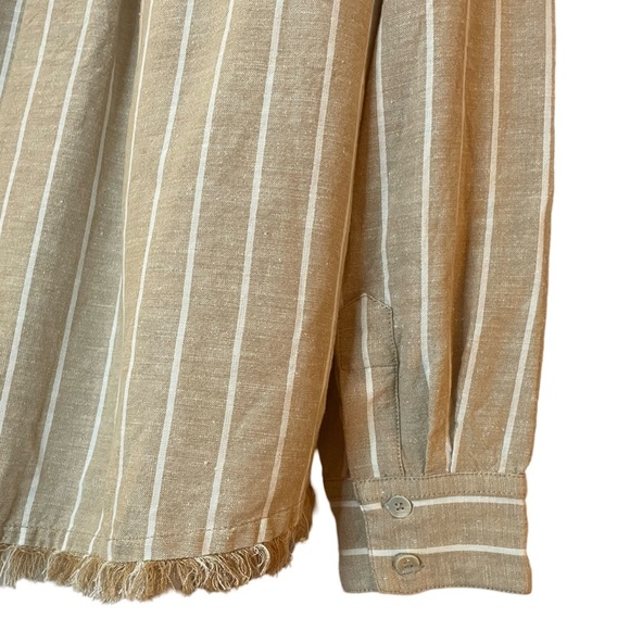 Liverpool Tan and White Stripe Button Down Shirt with Fray Hem 3/4 Sleeve Size 8 - Picture 5 of 9